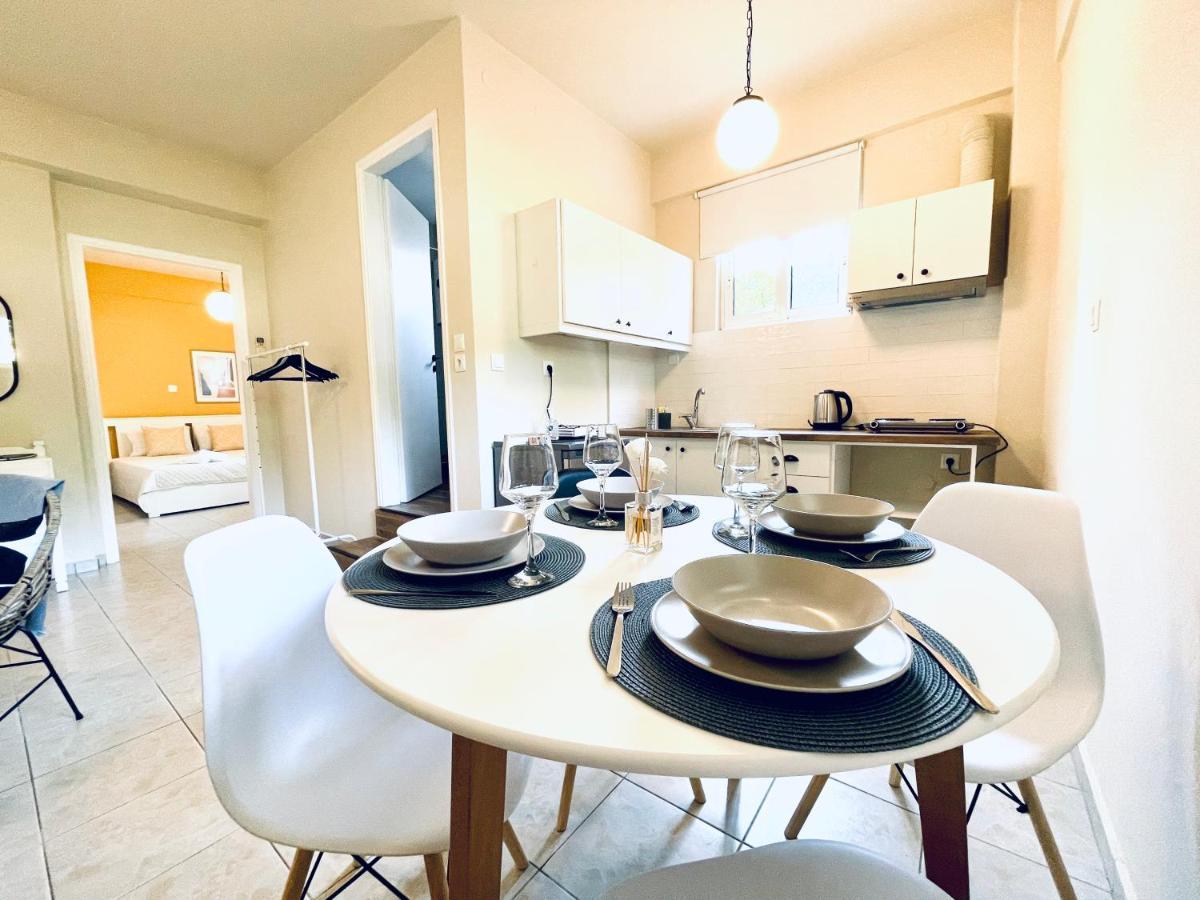 Sofi'S Apartments Каламата Экстерьер фото